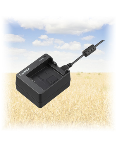 Зарядний пристрій Panasonic DMW-BTC12E для акумулятора DMW-BLC12E