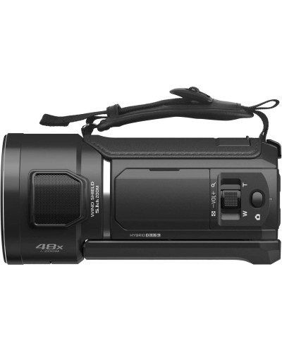 Panasonic Full HD Видеокамера HC-V800EE с отличным качеством изображения в условиях слабого освещения, поддержкой широкоугольного режима съемки 25 мм (запись 24p), оптическим 24-кратным масштабированием и объективом LEICA Dicomar